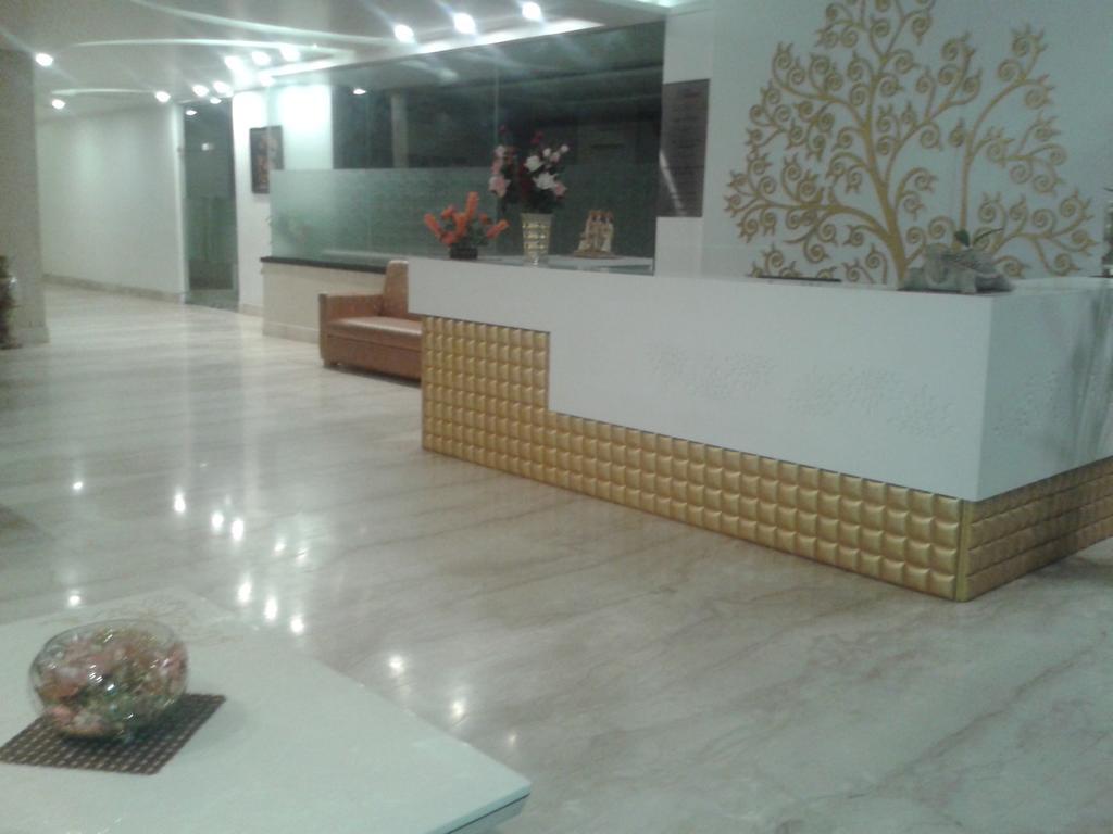 Hotel Krishna International Vrindavan Luaran gambar