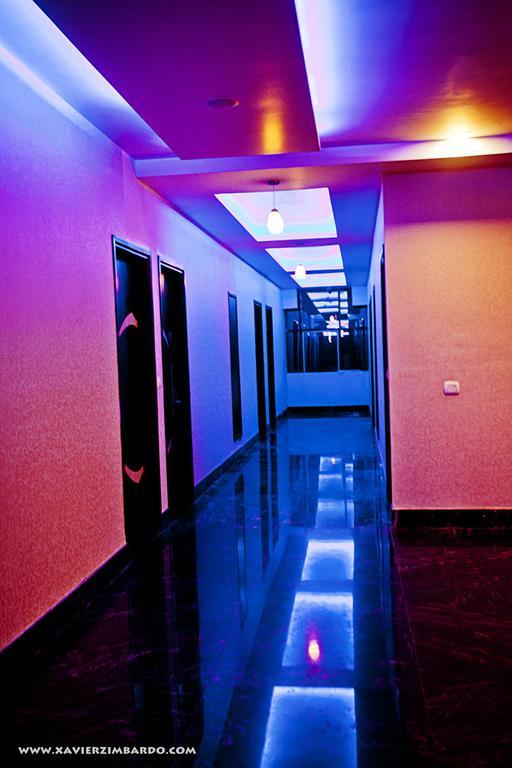 Hotel Krishna International Vrindavan Luaran gambar