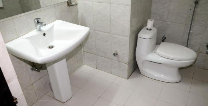 Hotel Krishna International Vrindavan Luaran gambar